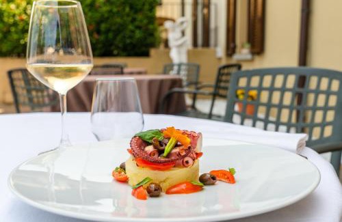 Lurago d'Erba Hotel | La Corte di Lurago