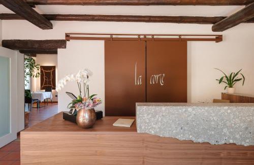 Lurago d'Erba Hotel | La Corte di Lurago