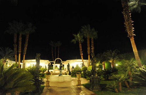 Canosa di Puglia Hotel | La Corte di Opaka
