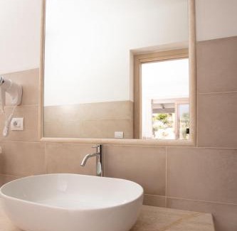 Baja Sardinia Bed & Breakfast | La Corte Di Pulicinu