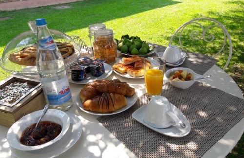 San Giovanni In Marignano Bed & Breakfast | La Corte