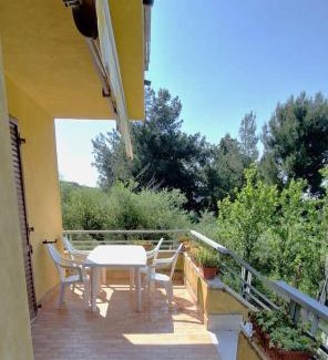 Camerano House | La Corte sul Conero Casa Vacanze