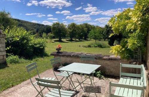 Condat-sur-Vezere House | La Cour de La Fleunie 1