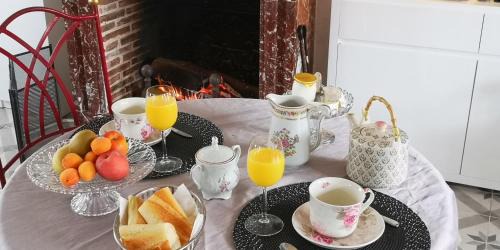 Cormeilles House | La Cour Du Puits chambre Maxime