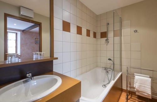 Jougne Hotel | La Couronne