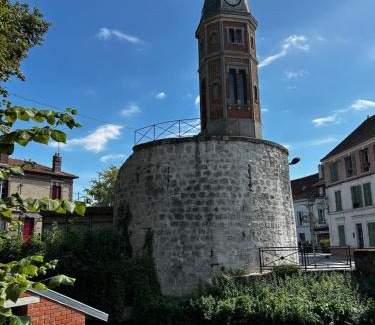 Crecy-en-Brie Apartment | La Crécynade - near Disneyland and Parrot World