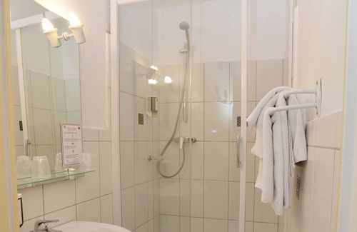 Tarbes Hotel | La Croix Blanche
