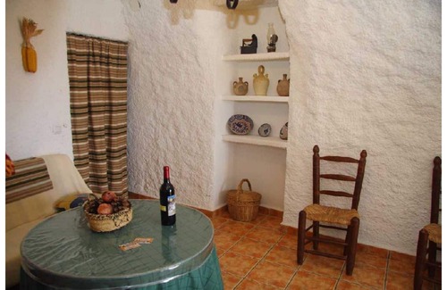 Zujar House | La Cuadra Cave - AlQulayat Caves