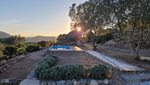 Cabanes House | La Cueva de Miravet - villa de lujo en la cima de la montaña con vistas al mar