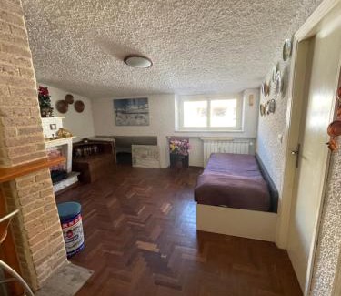 Casamaina Apartment | La Dama Bianca