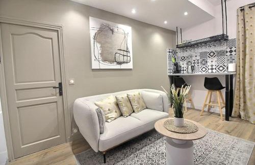 Bois-Colombes Apartment | La Demeure des 3 Colombes
