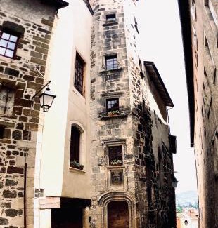Le Puy-en-Velay Bed & Breakfast | La Demeure du Lac de Fugeres