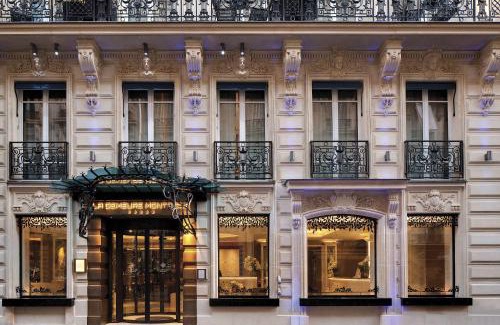 Champs-Elysees Hotel | La Demeure Montaigne