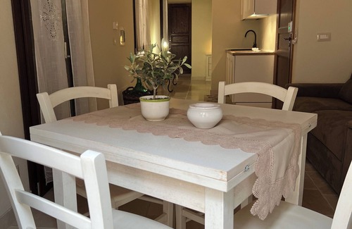 Isola del Borgo Antico Bed & Breakfast | La Dimora Degli Dei
