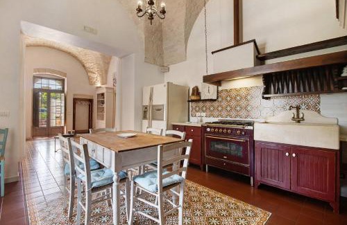 Ostuni Villa | La Dimora dello Zio, with pool