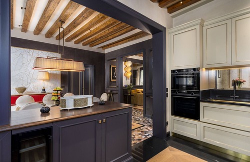 San Marco Apartment | La Dimora di Lady J A San Marco Townhouse