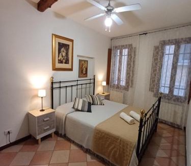 Castello House | La Dolce Venezia Guesthouse