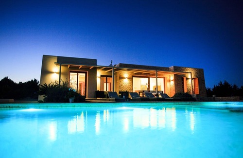 Formentera Ski Chalet | Lavanda en Can Corda, Chalet 4 Dormitorios 4 Baños con piscina en Cap de Barbaria Formentera
