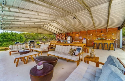 Dripping Springs House | La Estrella | Hill Country Tipi + Pet Friendly