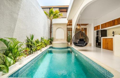Padangsambian Klod Villa | La Feliz Villa Seminyak