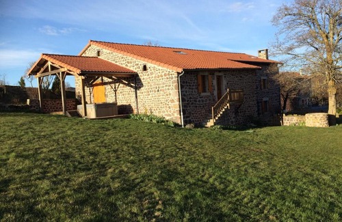Solignac-sur-Loire House | La Ferme de la Miceselle