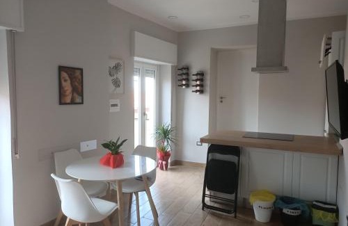 Caiazzo Apartment | La finestra sul colle