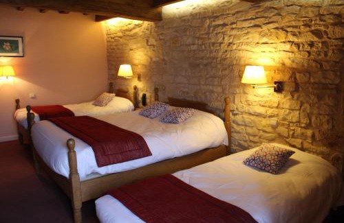 Cormatin Hotel | La Fleur de Lys