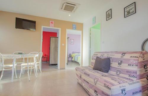 Fontaine-les-Gres House | La fontainate