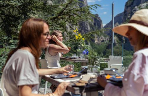 Furlo Bed & Breakfast | La Forestale Luxury Ecolodge B&B Primo Piano