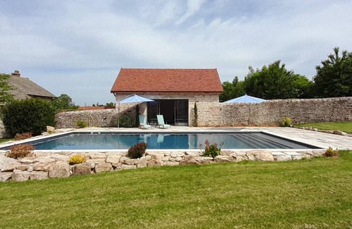 Saint-Bonnet-de-Joux House | La Forge du Chateau - SAINT BONNET DE JOUX
