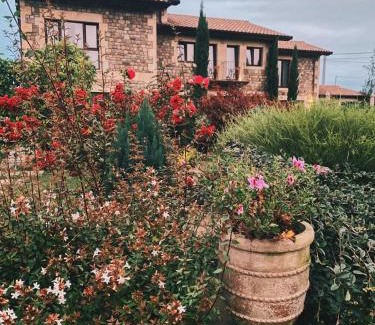 Vispieres House | La Fuentona de Santillana
