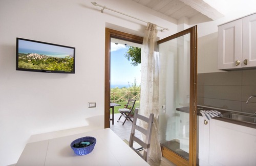 Sirolo Apartment | La Ginestra in the heart of the Conero park