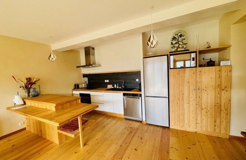 Forville Apartment | "La Gloriette" View On The Mountains
