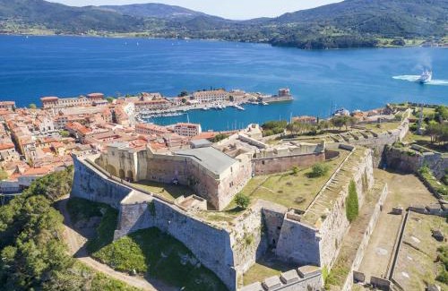 Portoferraio Old Town Apartment | La Goletta - ArgonautiVacanze