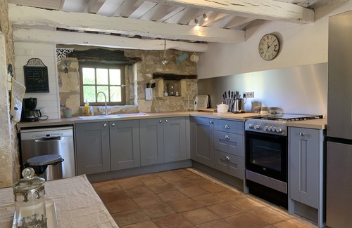 Beaumont-du-Perigord House | La Grange Dordogne - Traditional Barn, PRIVATE HEATED POOL in a Peaceful Hamlet
