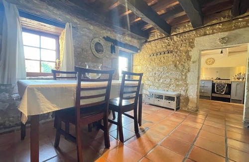 Beaumont-du-Perigord House | La Grange Dordogne - Traditional Barn, PRIVATE HEATED POOL in a Peaceful Hamlet