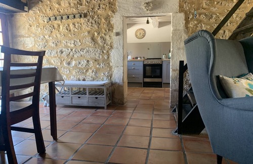 Beaumont-du-Perigord House | La Grange Dordogne - Traditional Barn, PRIVATE HEATED POOL in a Peaceful Hamlet