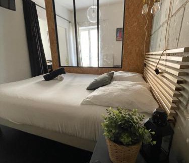 Madeleine-Champ de Mars Apartment | La Grande Madeleine