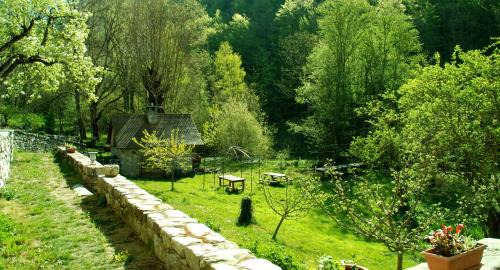 Aspres-les-Corps House | La Grange de Brudour