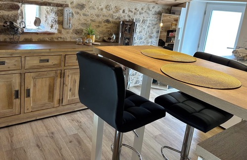 Mauleon House | La Grosse Pierre