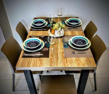 Marina di Carrara Apartment | - La Grotta del Mare- Beach and Apuan Alps-