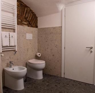 Rione XI Sant'Angelo Apartment | La Grotta di Ottavia