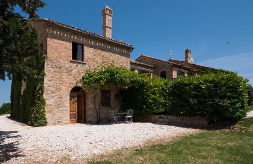 Cingoli Hotel | La Guest House della Tenuta di Tavignano