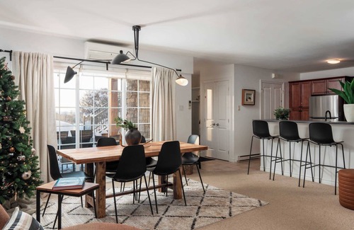 Saint-Faustin-Lac-Carre Condo | La Halte Mont-Blanc 2 – Ski in/out & Mountain Vibe