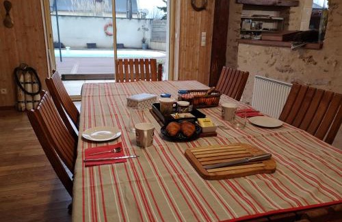 Veigne Bed & Breakfast | La Hautée des Francs