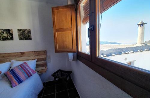 Bubion Apartment | La Higuera