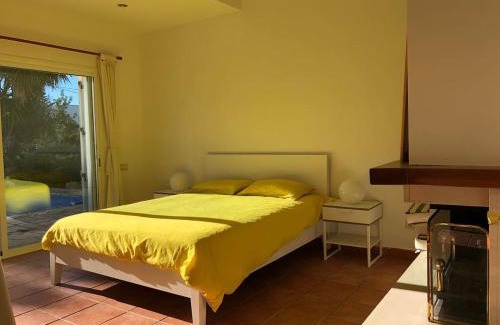 L'Ampolla House | La Inopia