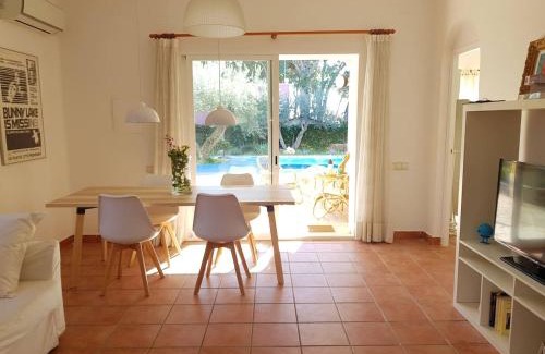 L'Ampolla House | La Inopia