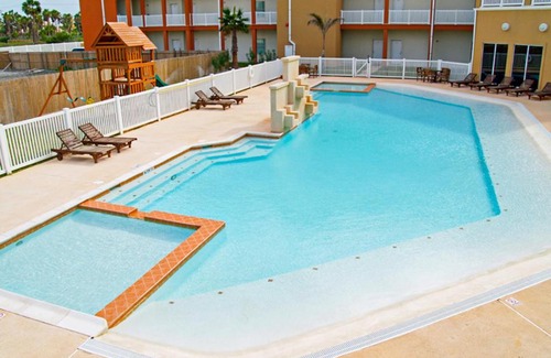 South Padre Island Apartment | La Isla Condominiums #C105