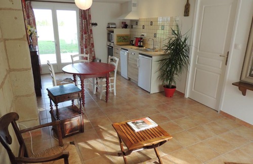 Saint-Lambert-des-Levees House | La Jarillais